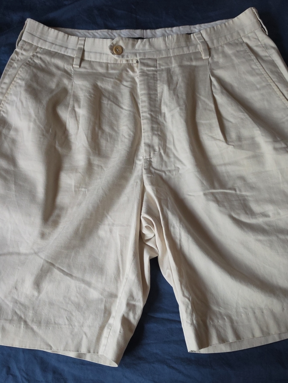 Burberry Cream Golf Shorts